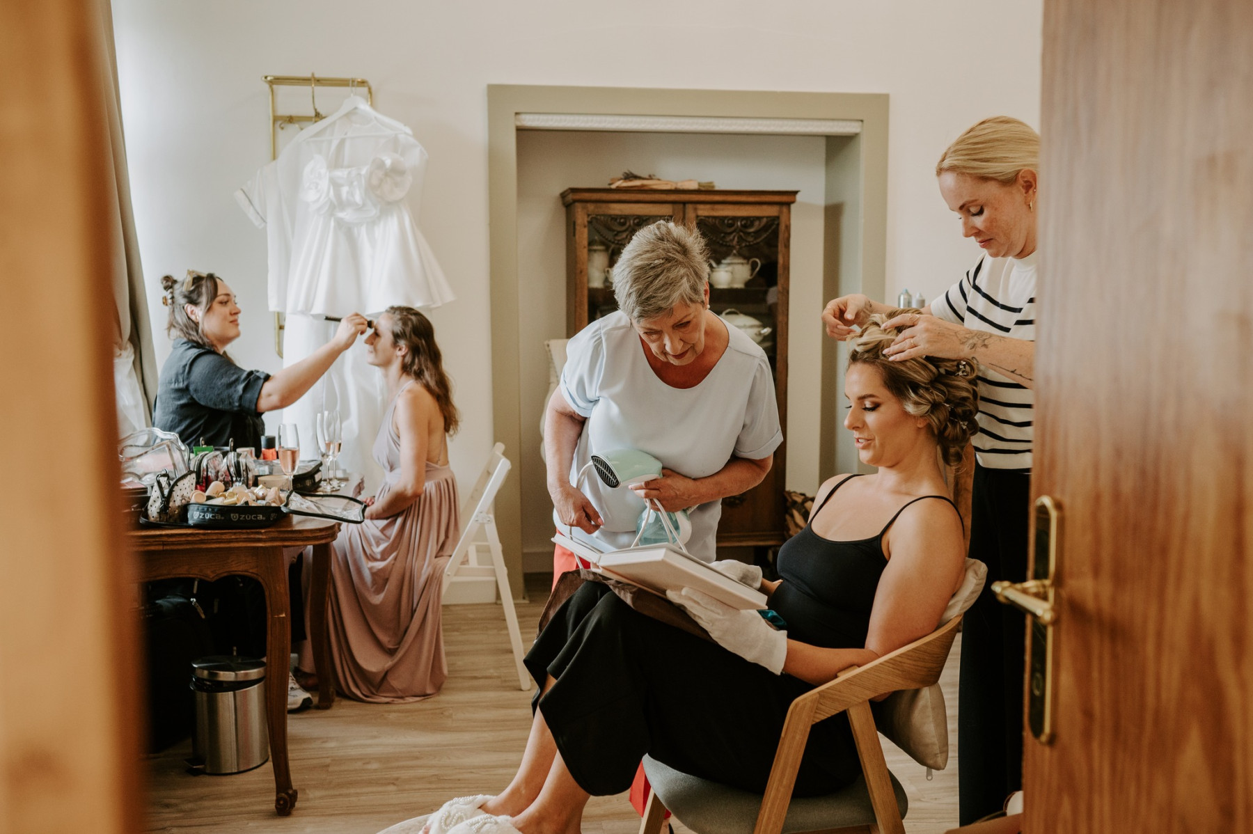 Jak vybrat svatebního fotografa, který bude i vašim kámošem?