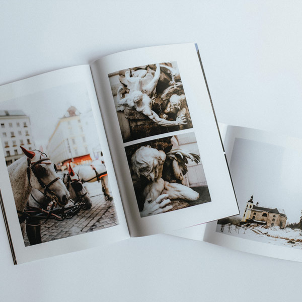 Fotosešit s barevnou obálkou