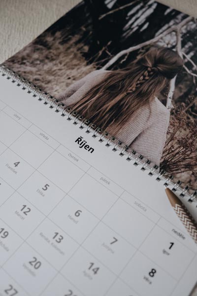 Nástěnný dvoudílný fotokalendář