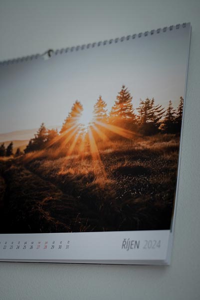 Nástěnný měsíční fotokalendář