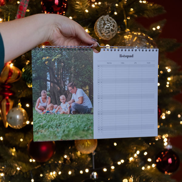 Nástěnný rodinný fotokalendář 2026