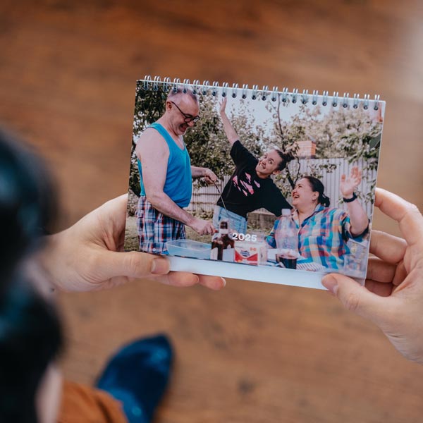 Stolní týdenní fotokalendář 2026